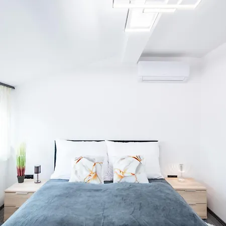 Sunrise Palace * Sarud